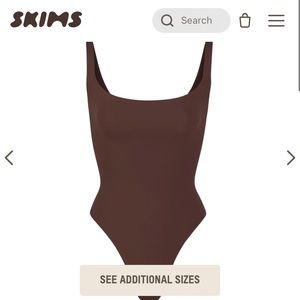SKIMS Cocoa FITS EVERYBODY SQUARE NECK BODYSUIT size M
